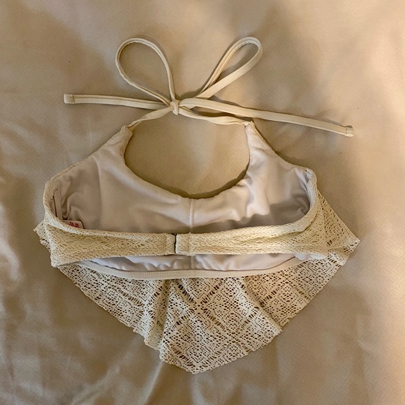 Xhilaration Bikini Top - Picture 2 of 3